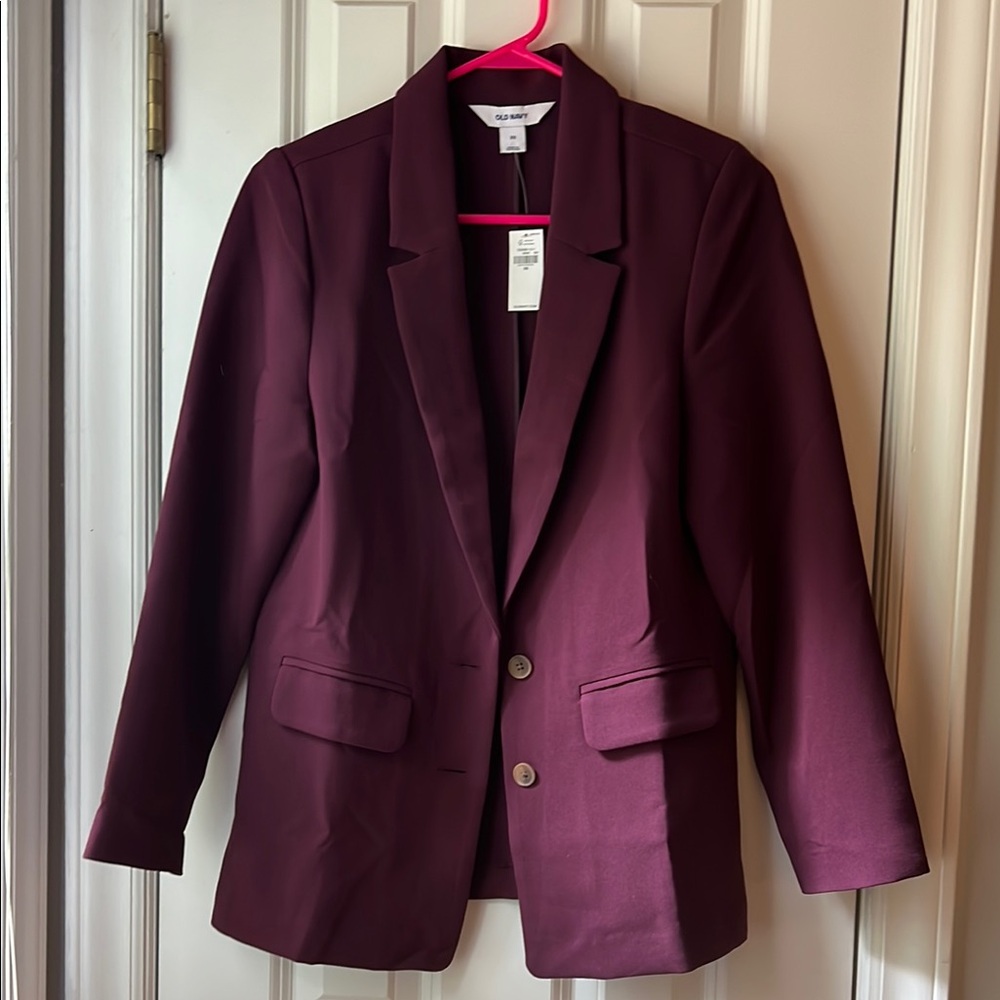 Women's Blazer in Rich Burgundy